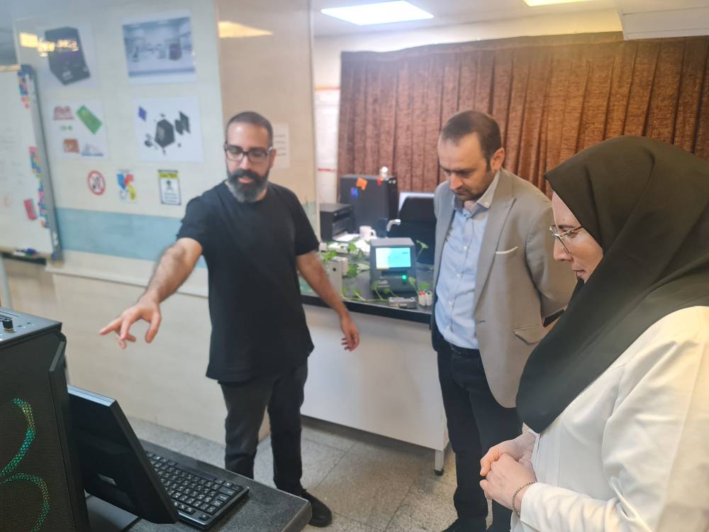 بازدید رئیس محترم مرکز رشد سلامت دانشگاه علوم پزشکی ایران از مرکز رشد توسکا